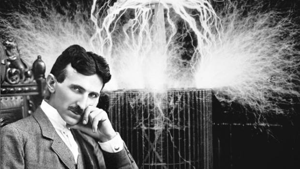 TESLA: Energia, invenzione di comodo, come lo è il tempo