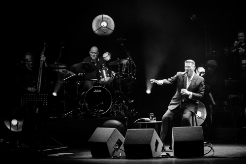 Tony Hadley apre il tour italiano a Villa Arconati...